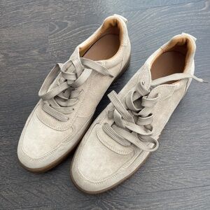 Massimo Dutti Sand Split Suede sneakers